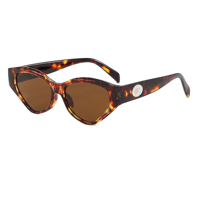 Ladies fashionable sunglasses in elegant design Stornfield