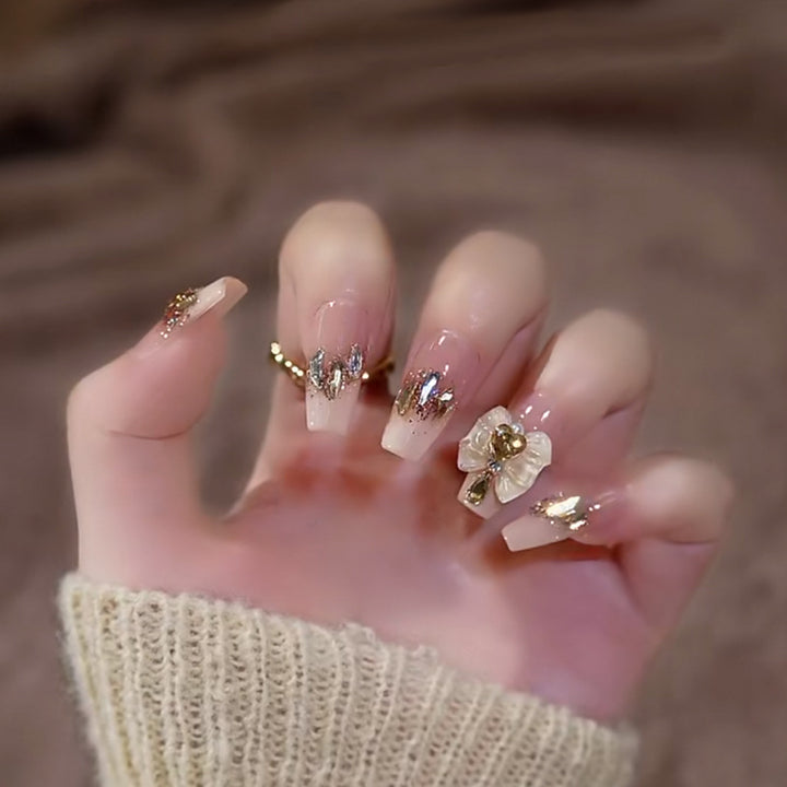 Glamorous Artificial Nails Stornfield