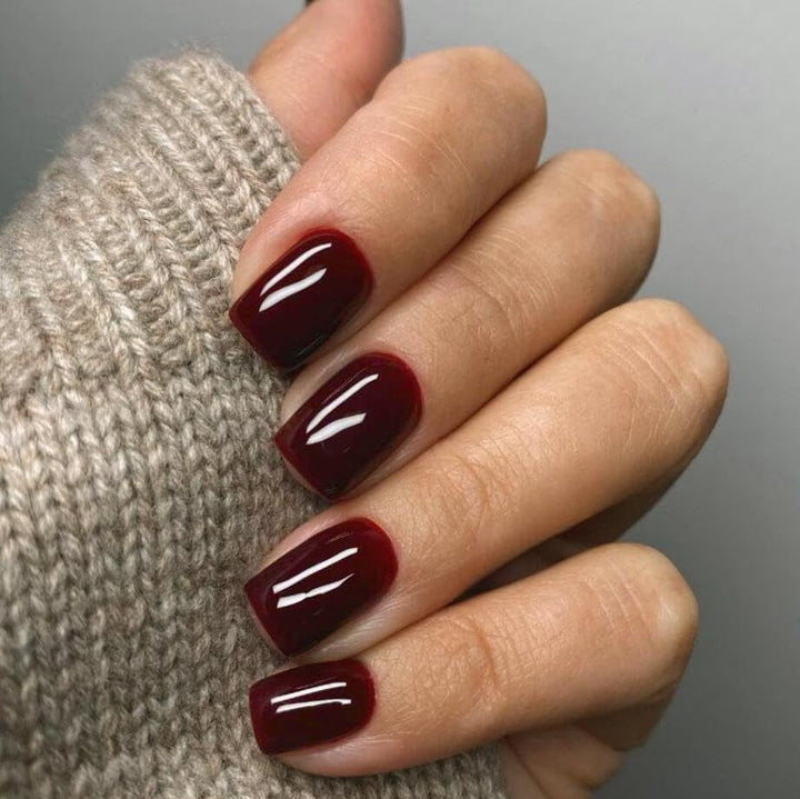 Glossy Press-On Nail Set with Elegant Shape Stornfield
