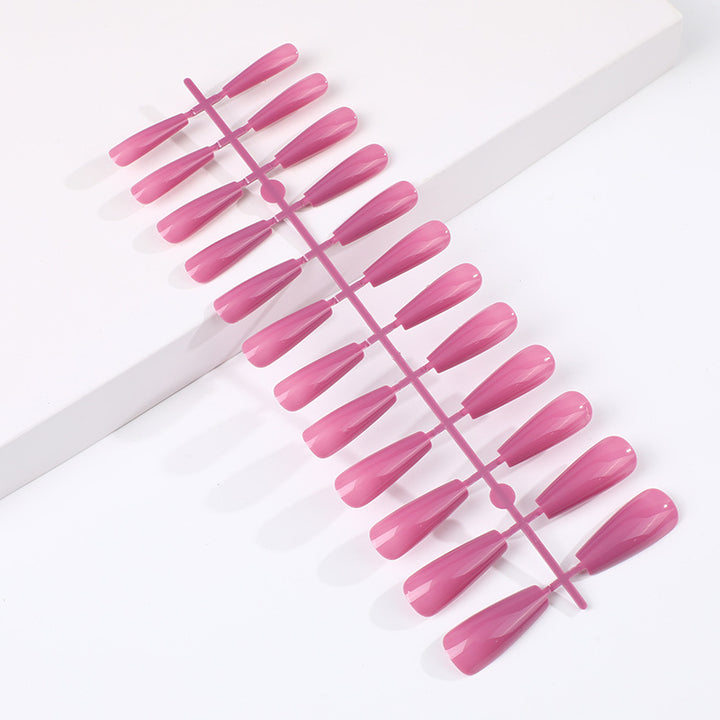 Artificial nails in classic design Stornfield