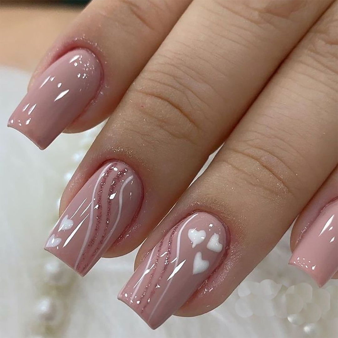 Heart-Patterned Press-On Nails Stornfield