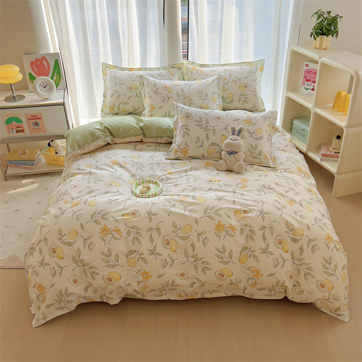 Playful Bear Checkered Comforter Set
