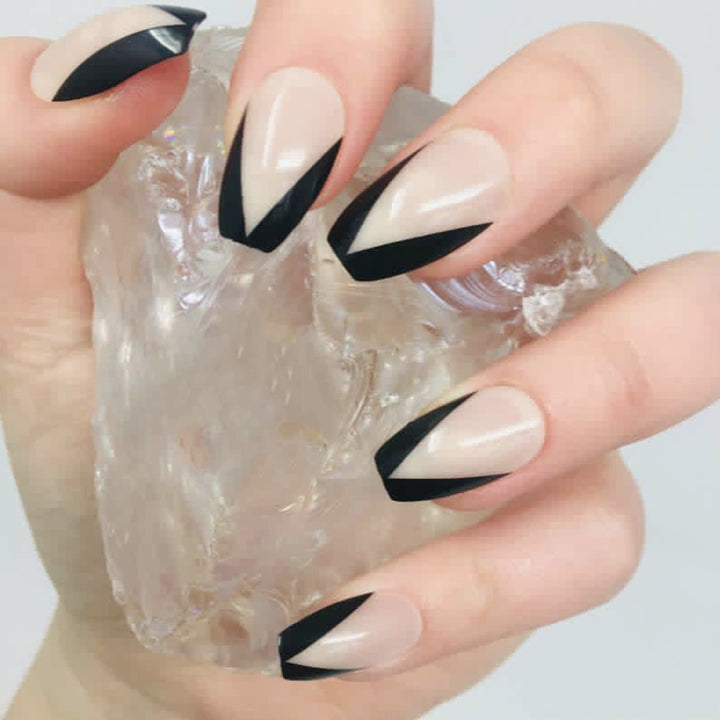 Artistic Negative Space Press-On Nail Set