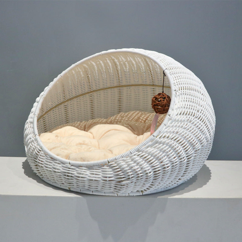 Cozy cat bed made of woven natural material Stornfield