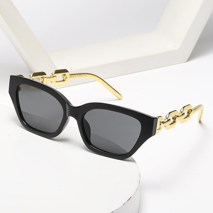 Luxe Fashion Cat Eye Sunglasses with Statement Chain Stornfield