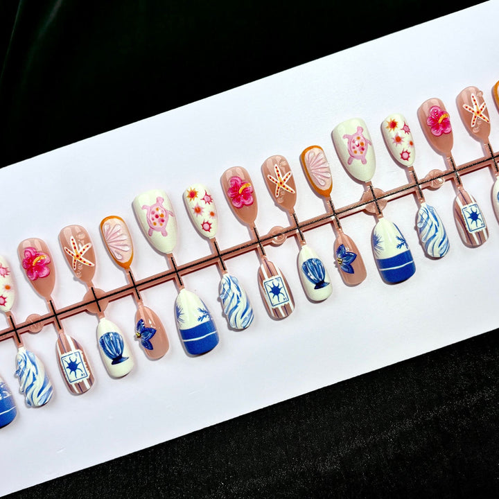 Elegant Polka Dot and Lace Press-On Nail Set