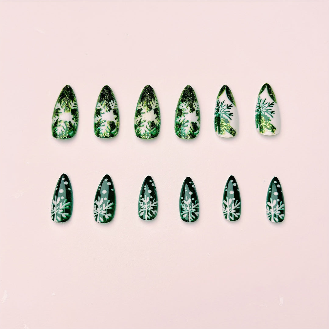 Winter Artificial Nails Stornfield