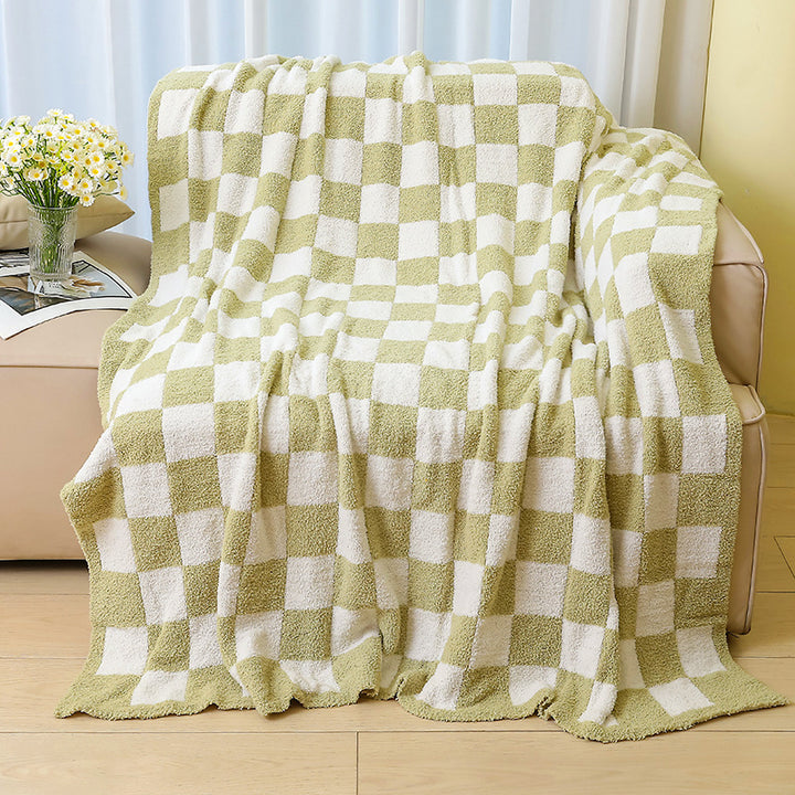 Plush Checkered Throw Blanket