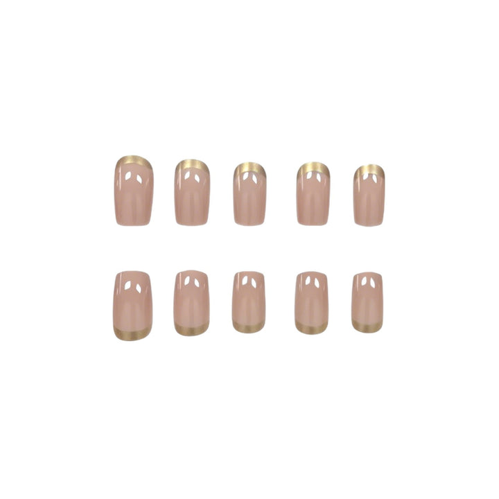 Elegant Gold-Trimmed Nail Art Stornfield