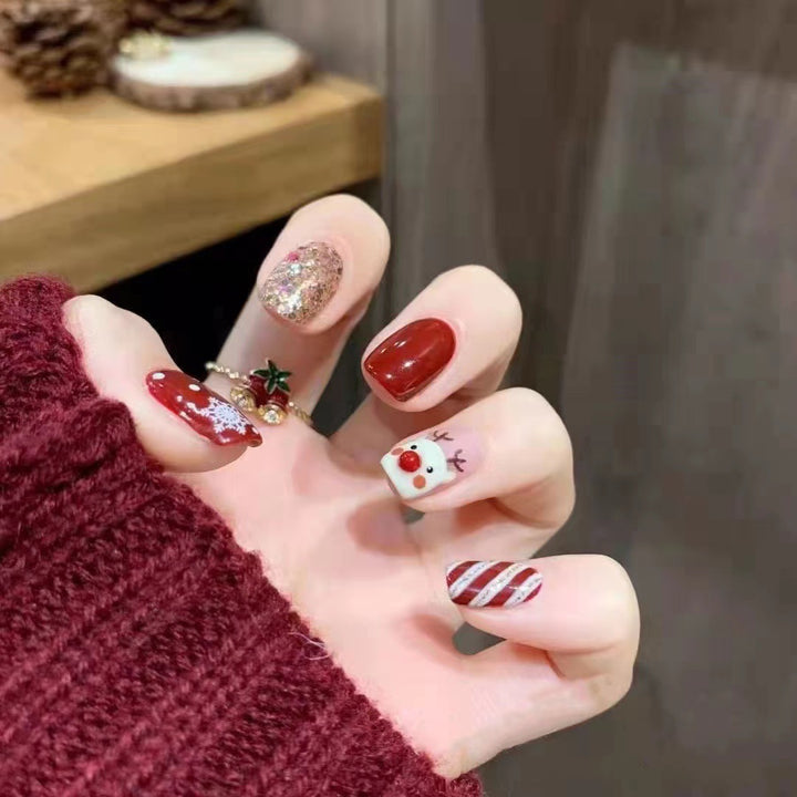 Creative and festive nail art Stornfield