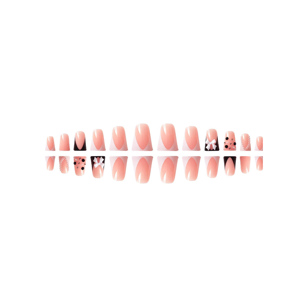 Decorative Press-On Nail Set with Elegant Design Stornfield