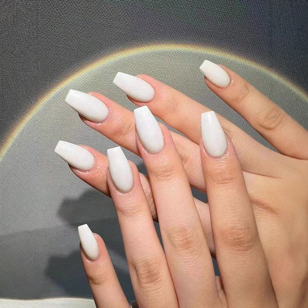 Artificial nails with elegant high-gloss finish Stornfield