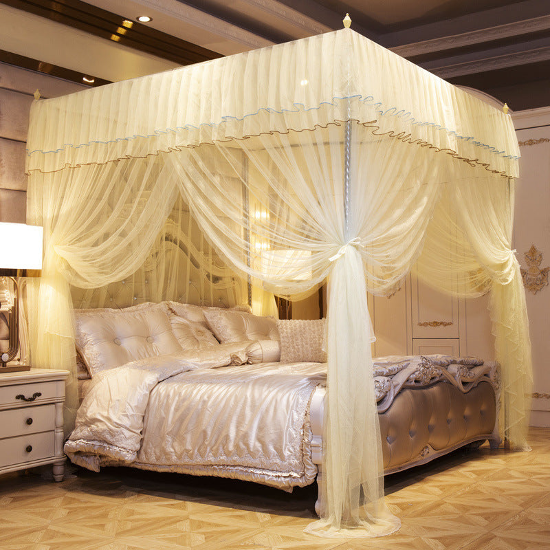 Elegant Canopy Bed Curtain