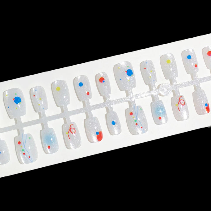 Decorative Minimalist Press-On Nail Set