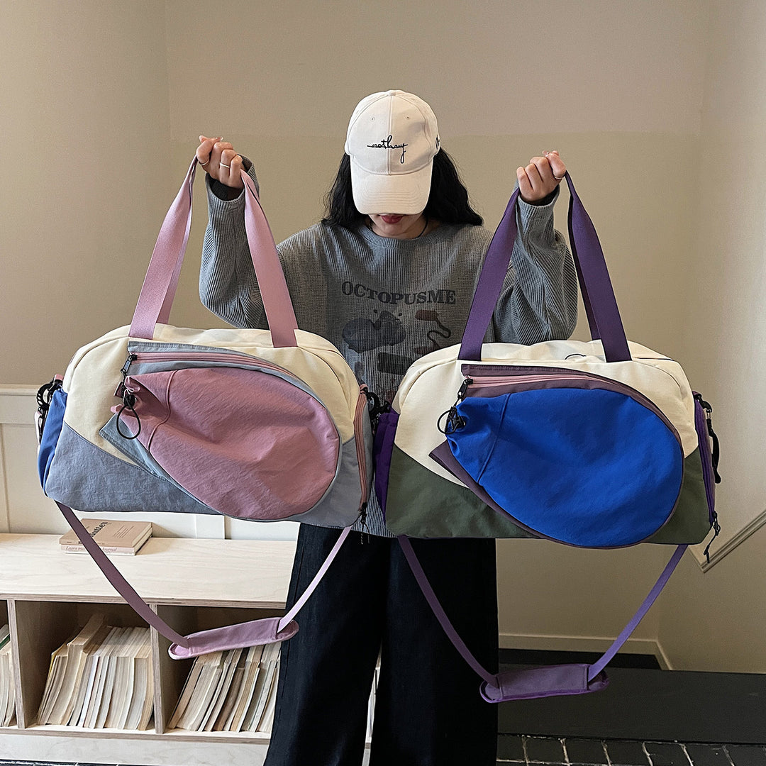 Versatile Multi-Compartment Travel Duffle Stornfield