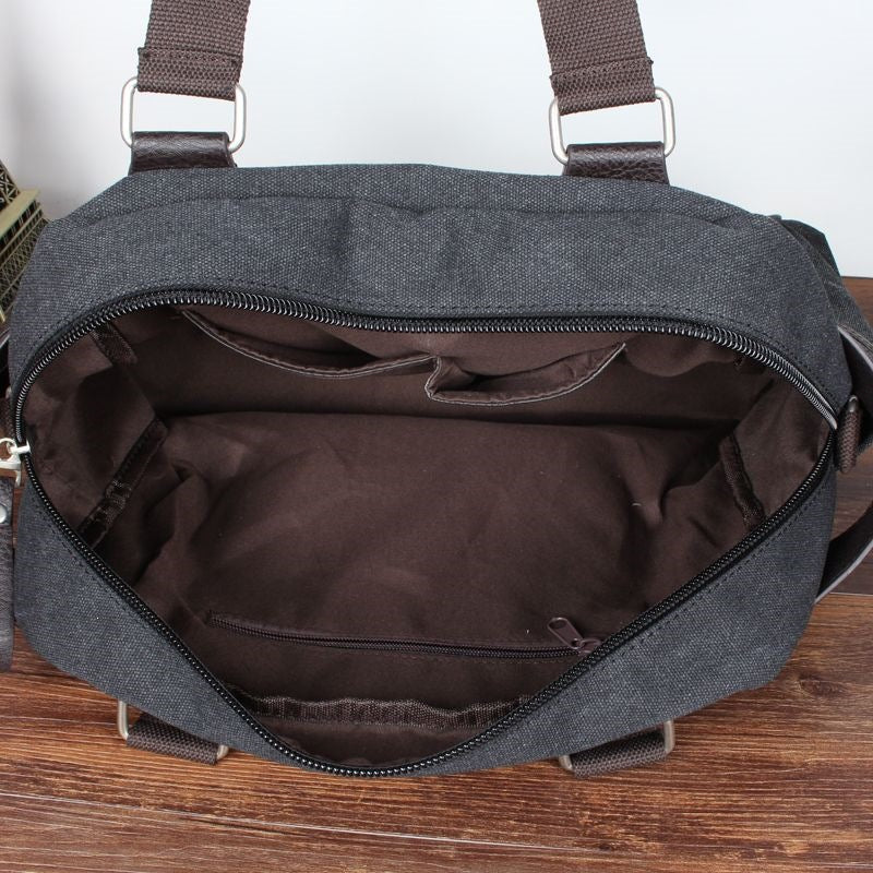 Shoulder bag with multiple compartments and comfortable carrying system Stornfield