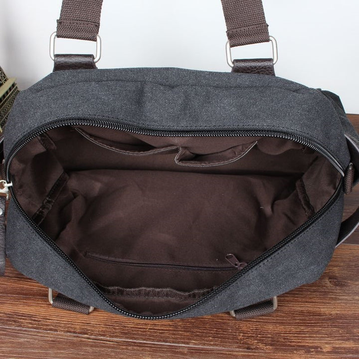Shoulder bag with multiple compartments and comfortable carrying system Stornfield