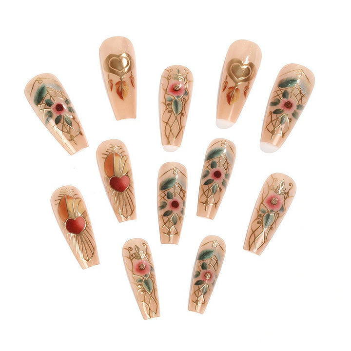 Creative artificial nails with floral and romantic design Stornfield