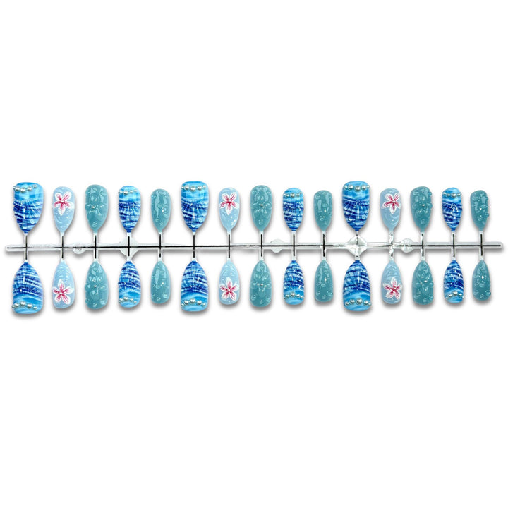 Coastal-Inspired Decorative Press-On Nail Art Set