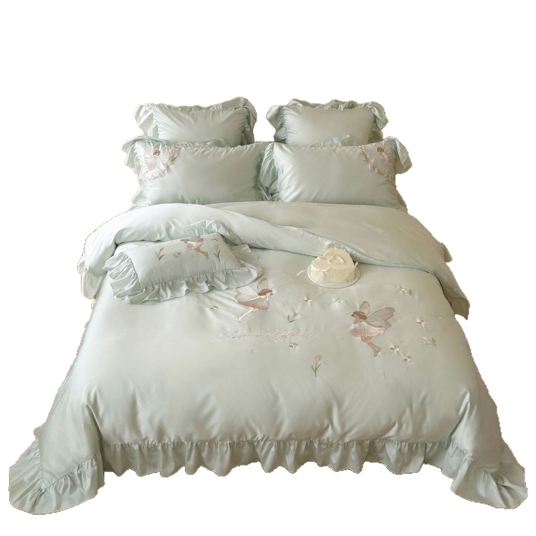Satin bedding set with embroidery and ruffled hem