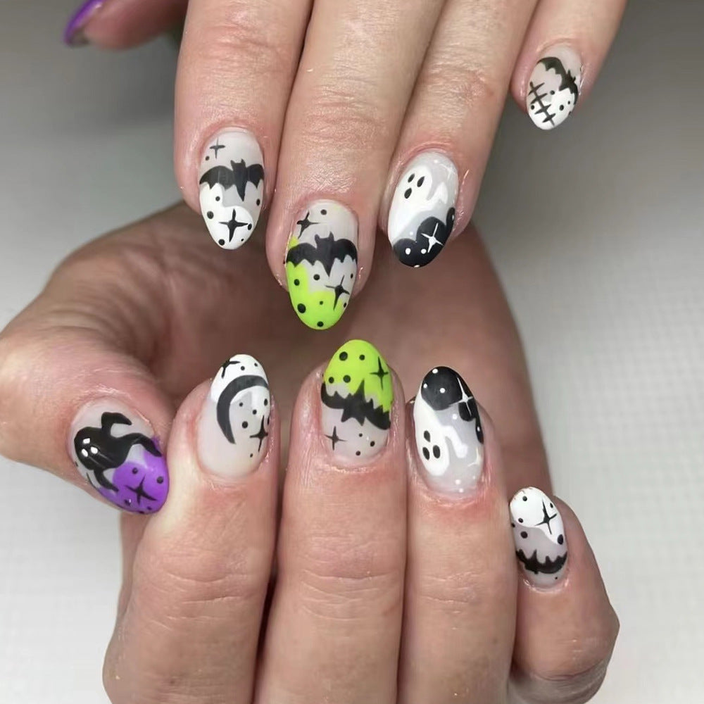 Creative Halloween-Themed Press-On Nail Art Stornfield