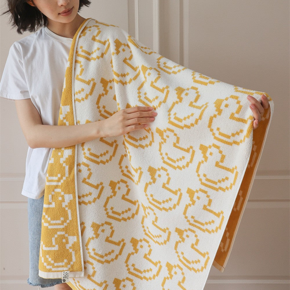 Cuddle blanket with teddy jacquard pattern and extra-soft fleece