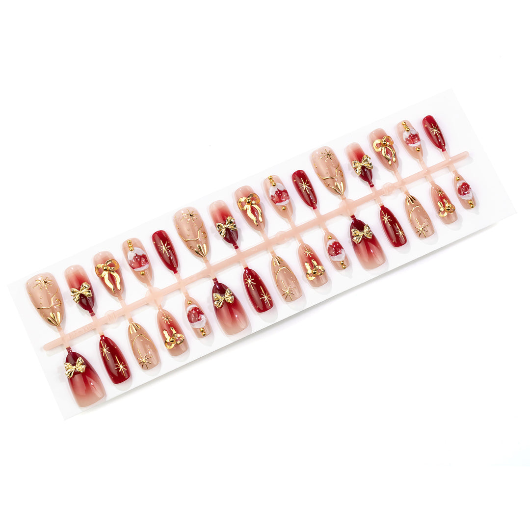 Holiday-Inspired Press-On Nail Art Set