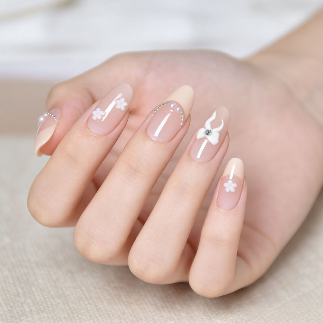 Elegant Floral Press-On Nail Art Stornfield