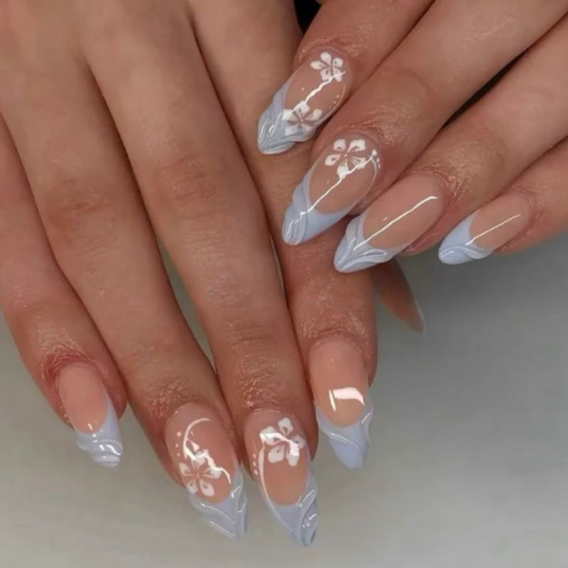 Animal-Inspired Press-On Nail Art Set Stornfield
