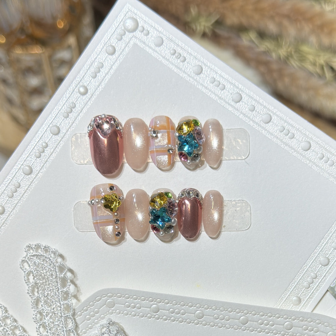 Artistic Themed Nail Art Set Stornfield