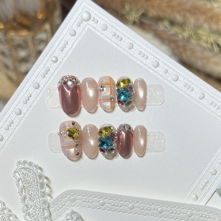 Artistic Themed Nail Art Set Stornfield