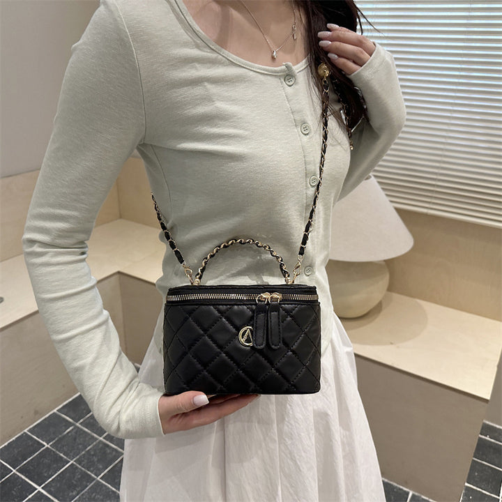 Quilted Mini Crossbody Handbag  1791971448