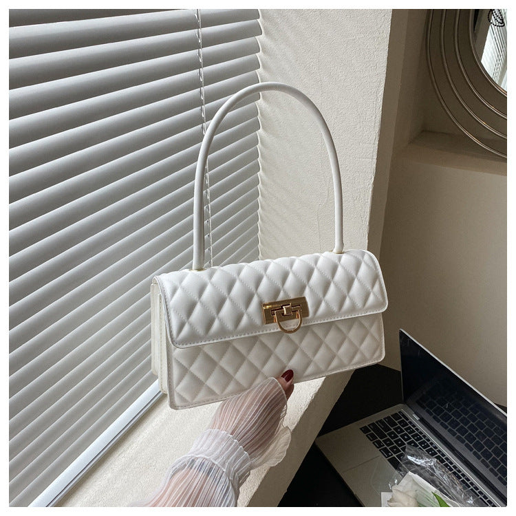 Elegant Quilted Handbag
