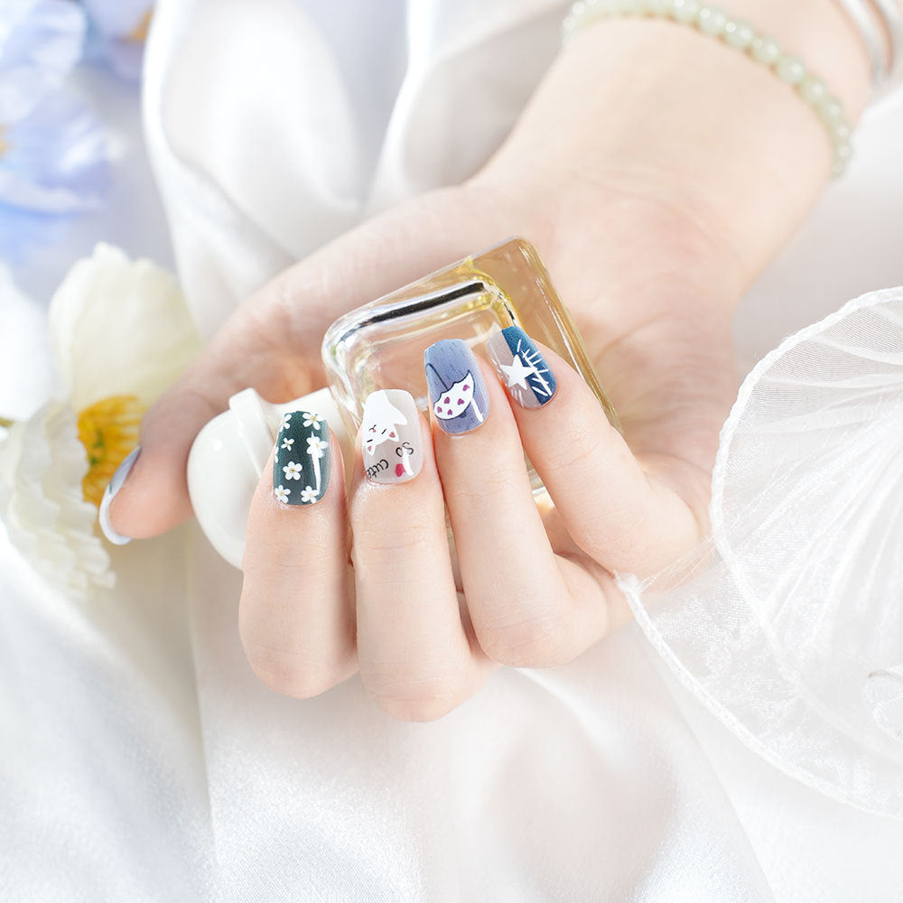 Artistic Cat-Inspired Press-On Nail Set Stornfield