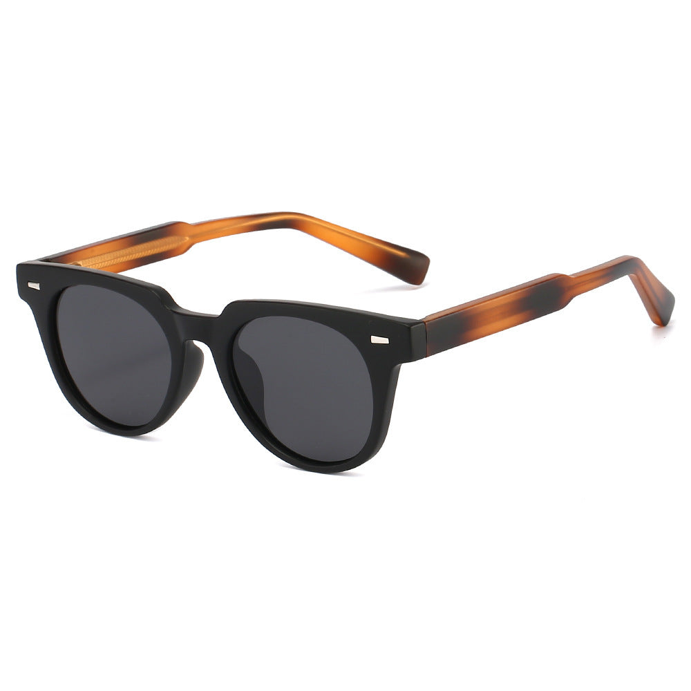 Ladies fashionable sunglasses in elegant retro design Stornfield