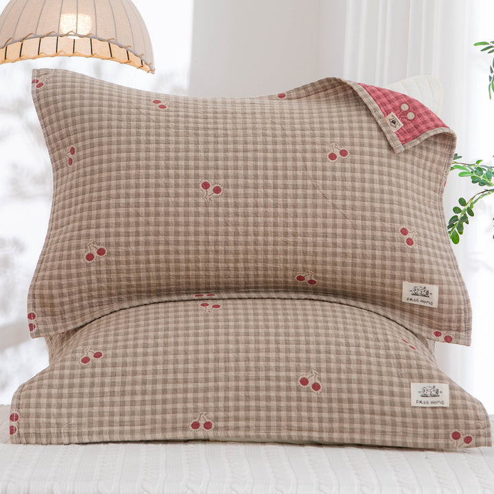 Women's pillowcase with modern checkered pattern Stornfield