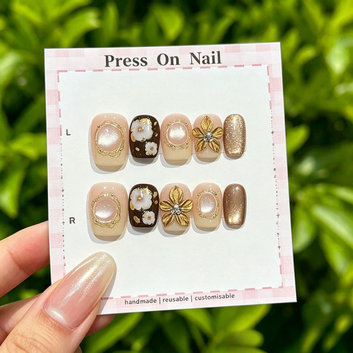 Elegant Reusable Press-On Nail Art Set with Floral Accents