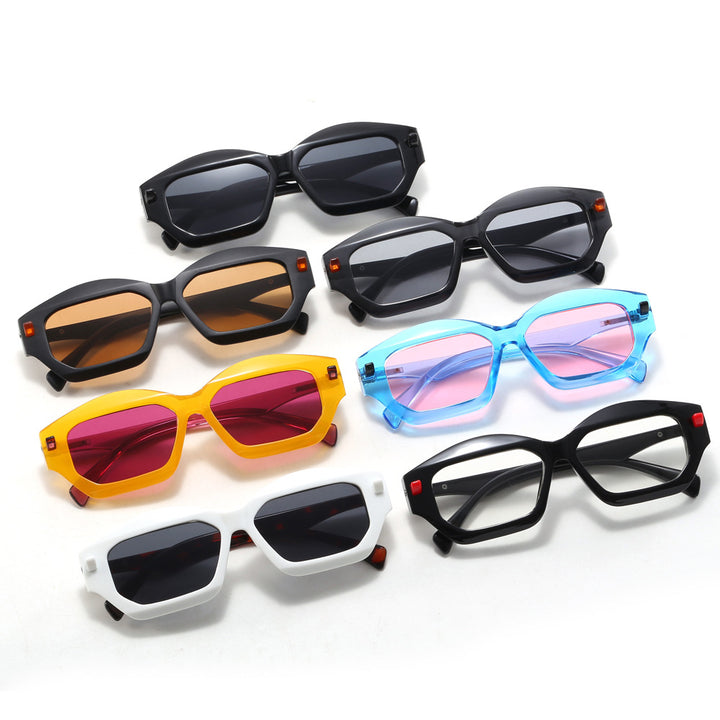 Women's Modernist Sunglasses with Eye-Catching Frame Stornfield