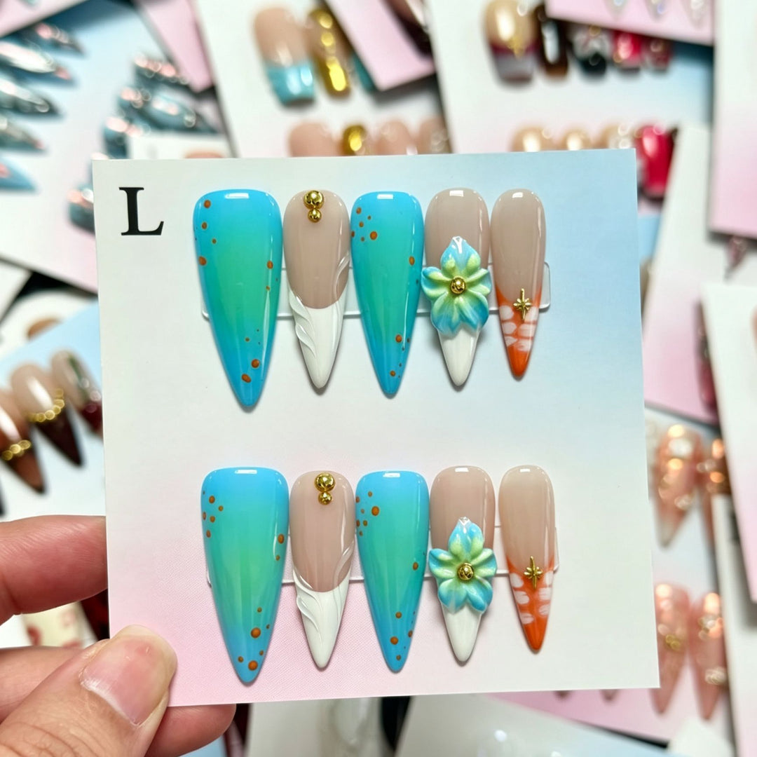 Decorative Handcrafted Press-On Nail Art Set with Beach-Inspired Designs