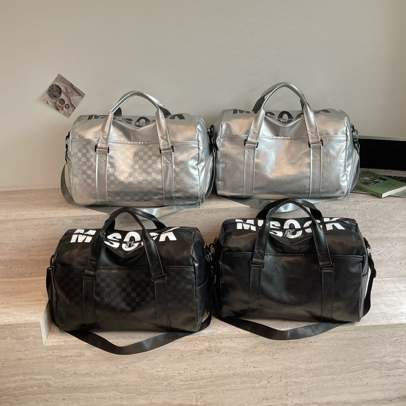 Sporty travel bag with water-repellent outer material and extensive interior organization Stornfield