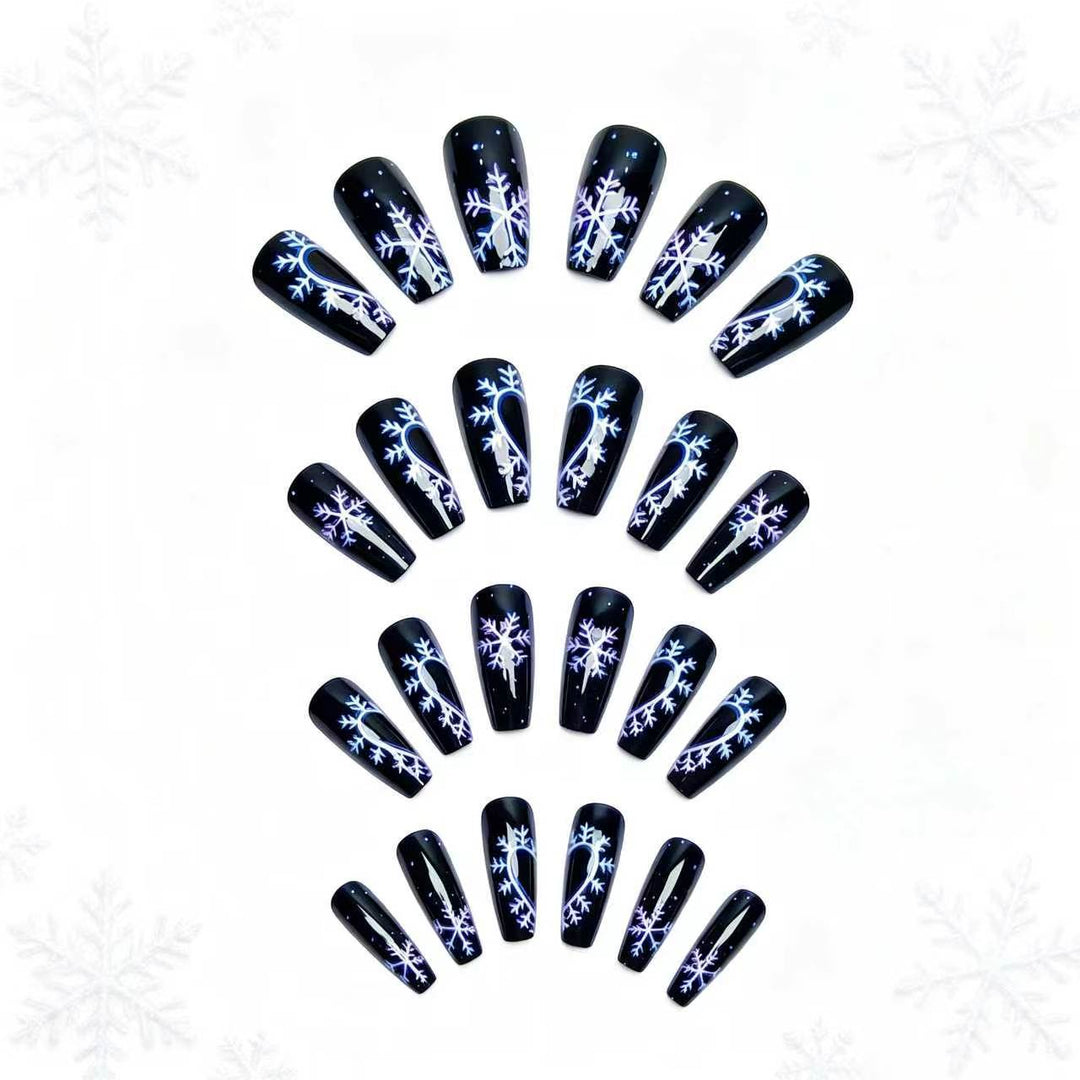 Artistic Snowflake-Pattern Nail Art Stornfield