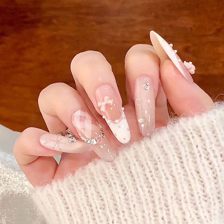 Premium Glamorous Press-On Nail Extensions Stornfield