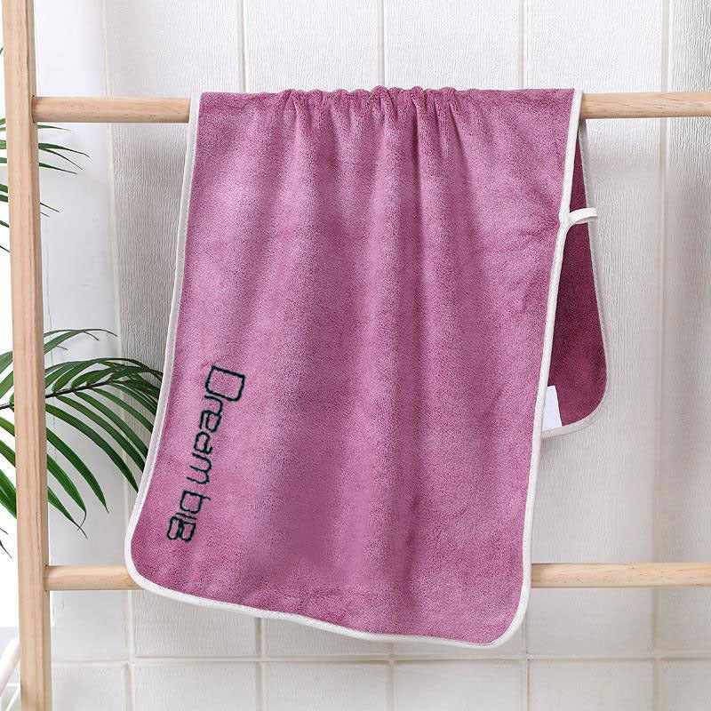 Cozy blanket made of high-quality microfiber Stornfield