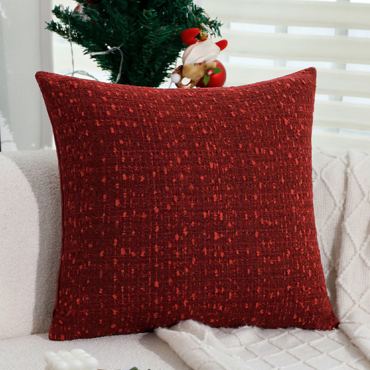 Cozy decorative cushion with structure