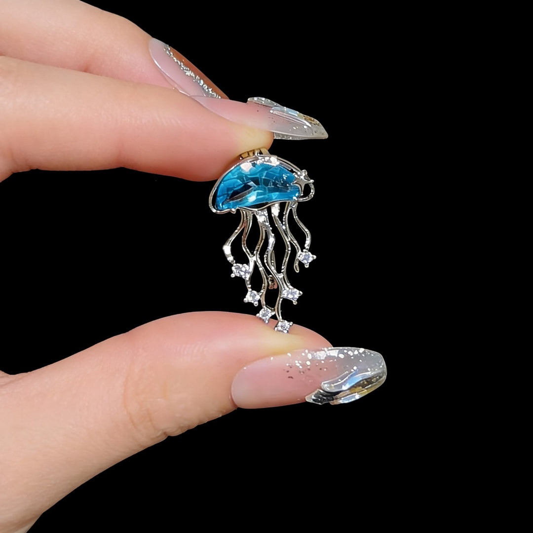 Elegant jellyfish brooch with sparkling crystals Stornfield