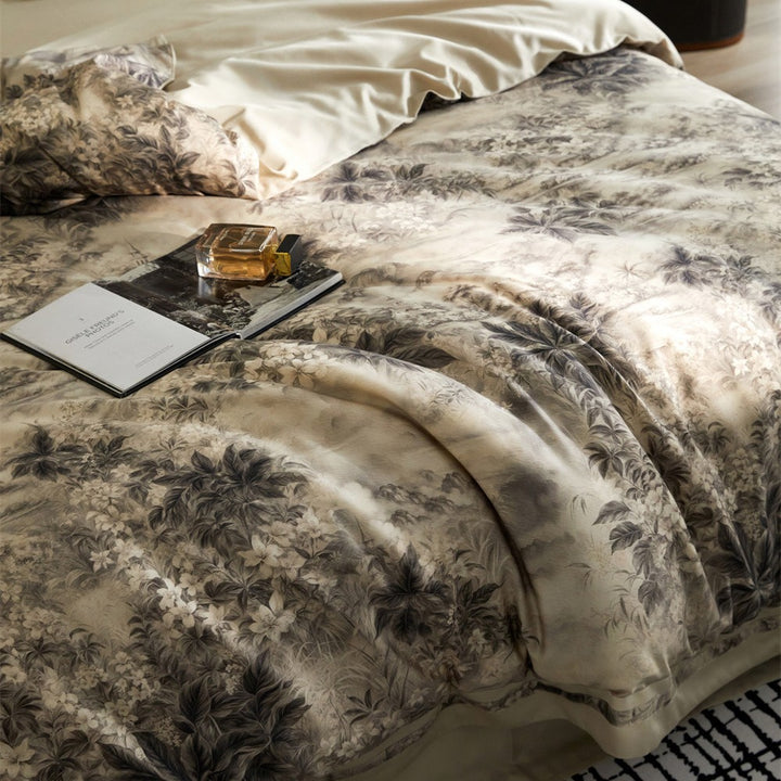 Luxurious bedding set made of cotton satin with marbled design