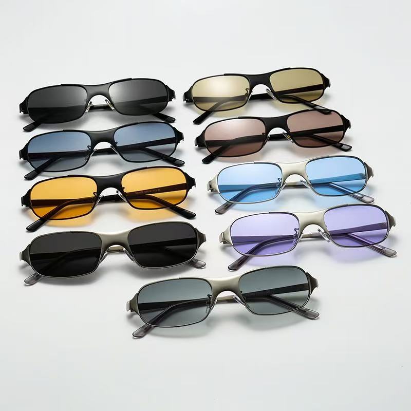 Women's modern rectangular sunglasses with UV protection and comfortable frame Stornfield