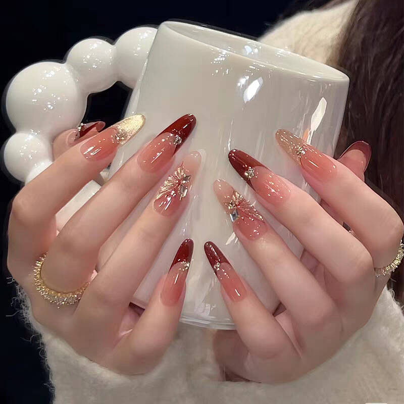 Premium Glamorous Press-On Nail Extensions Stornfield