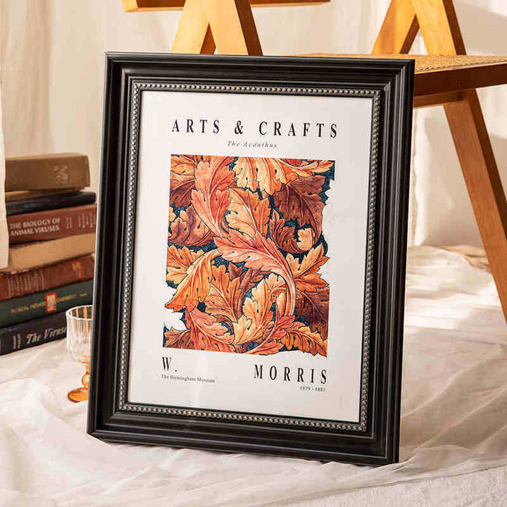 Ornate Wooden Photo Molding Frame for Home