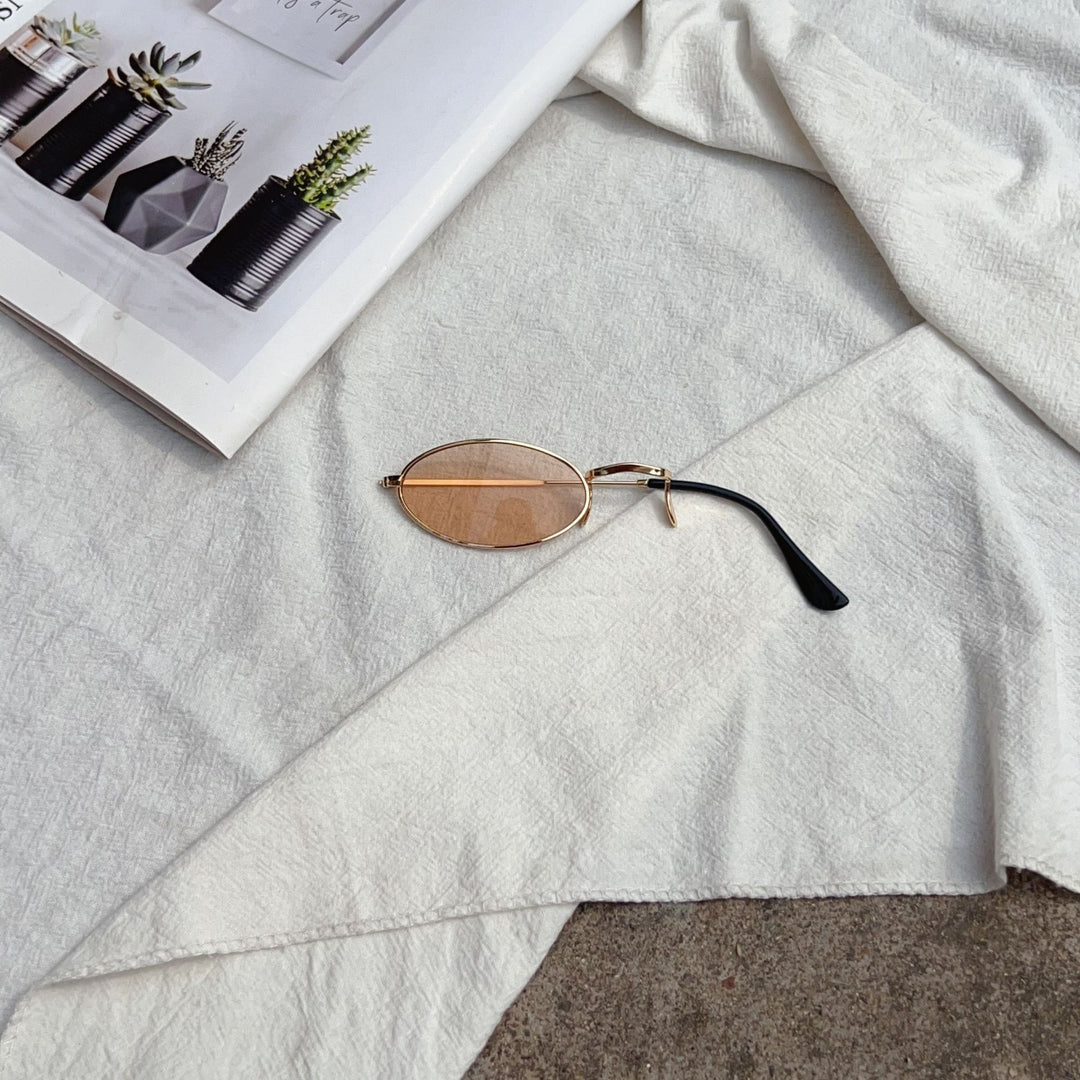 Retro-Inspired Oval Frame Glasses Stornfield